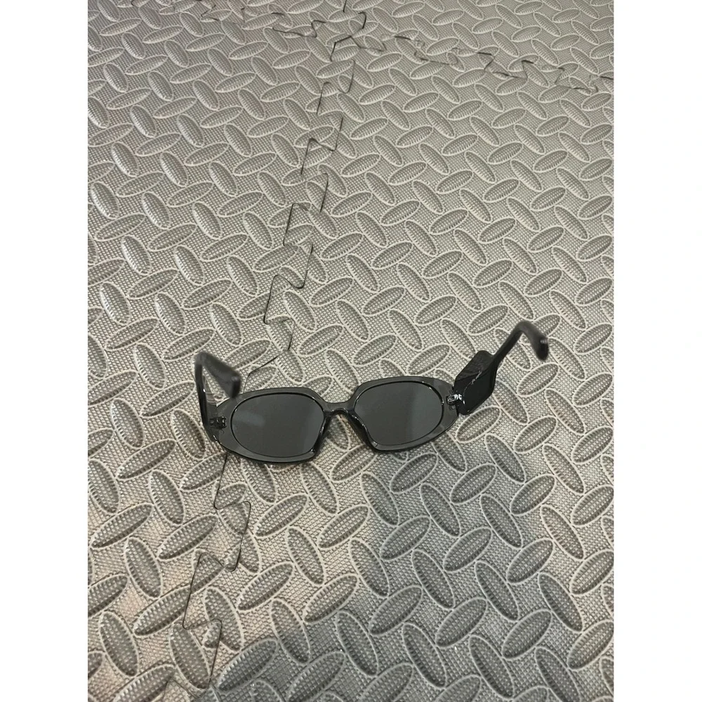 Free People Sunglasses Womens OS Black Chunky Oval Retro Mod Style 90s Y2K